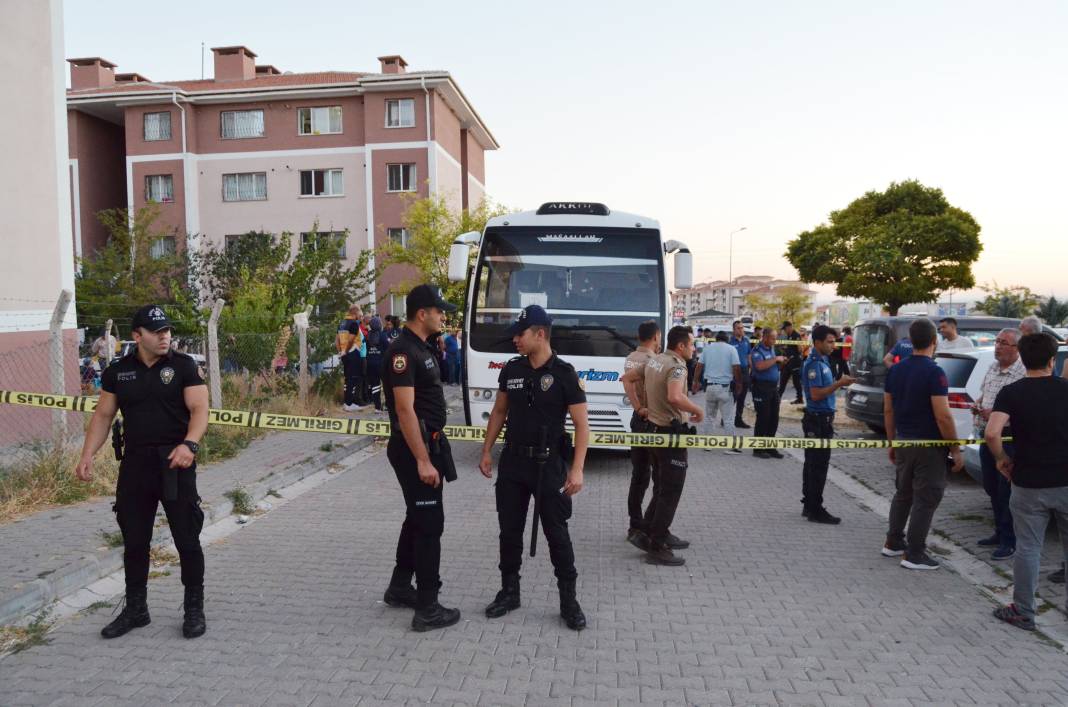 Anneanne ve torunu kazada öldü! Yürek yakan detayı acılı dede açıkladı 1